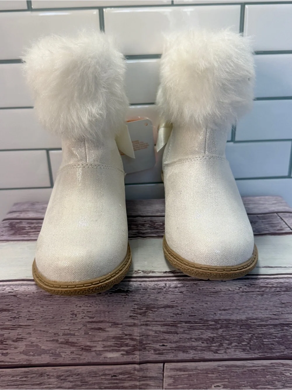 GYMBOREE Boots White Metallic Faux Fur Trim Toddler size 10 Bow On Back